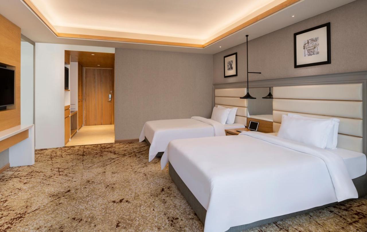 The Residency Towers Puducherry Екстериор снимка